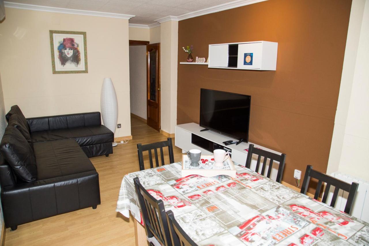Apartamento Reus 1 - Parking Gratuito Dış mekan fotoğraf